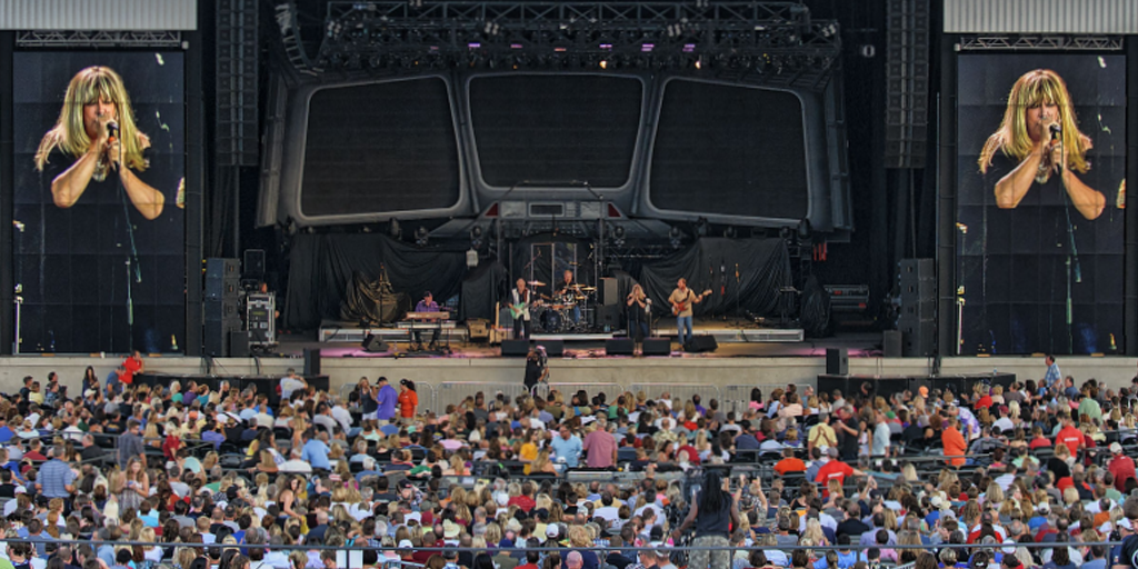 Amphitheater Uses Video Walls To Creates Ultimate Concert-Going ...