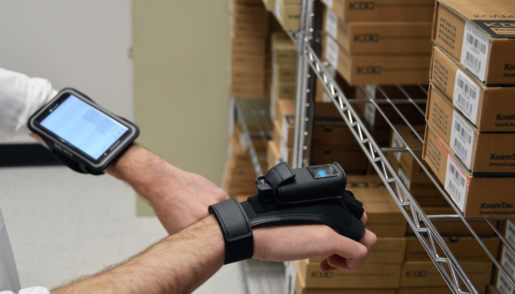 Wearable Bar Code Scanner Delivers Transportation Efficiency