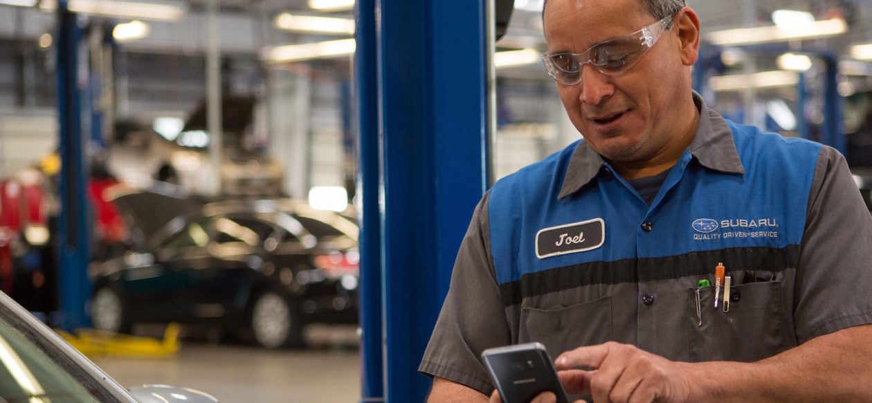 Smartphones in Retail Test Driving the Galaxy S7 at Continental Auto