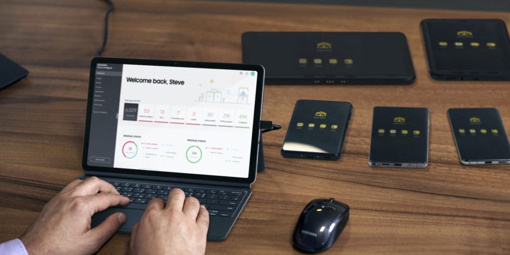 Customizing mobile devices with Knox Configure
